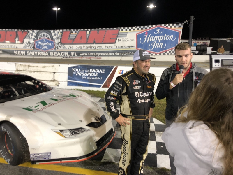 Late Models At New Smyrna Speedway Mike Skinner The Gun Slinger